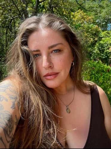 Elora Hargis-avatar
