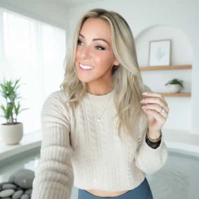 Cait Lewis-avatar