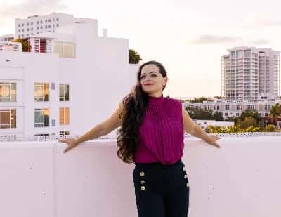 Lucia Gabriela-avatar