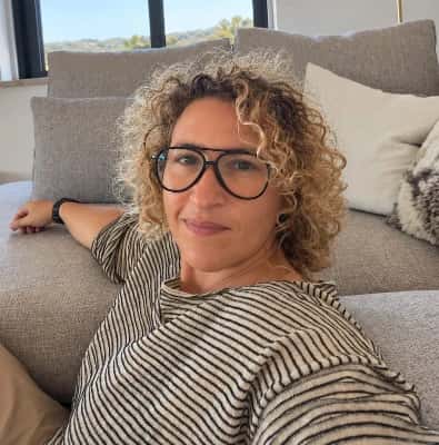 Renata Cortes-avatar